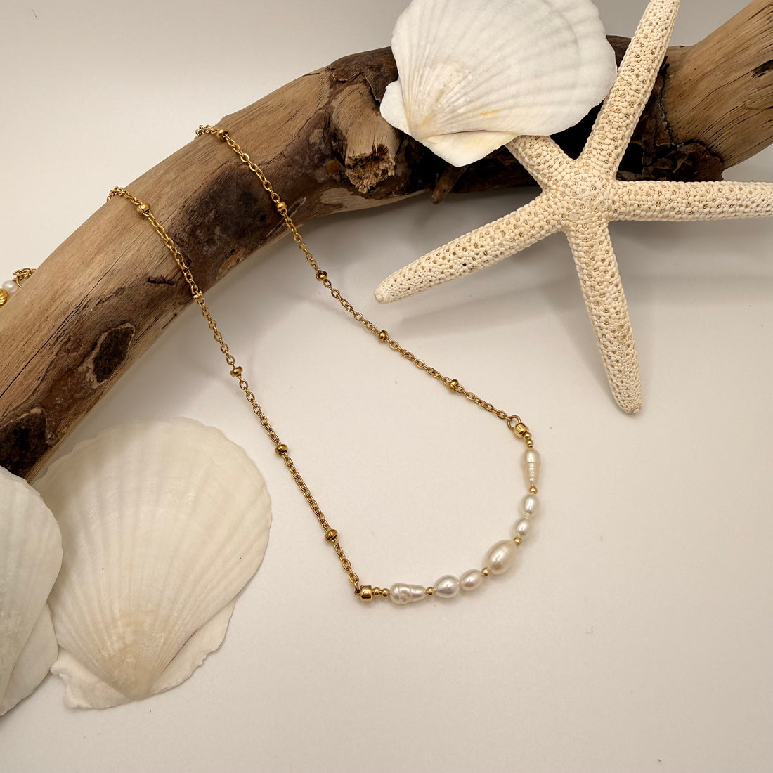 Drifted Pearl Strand