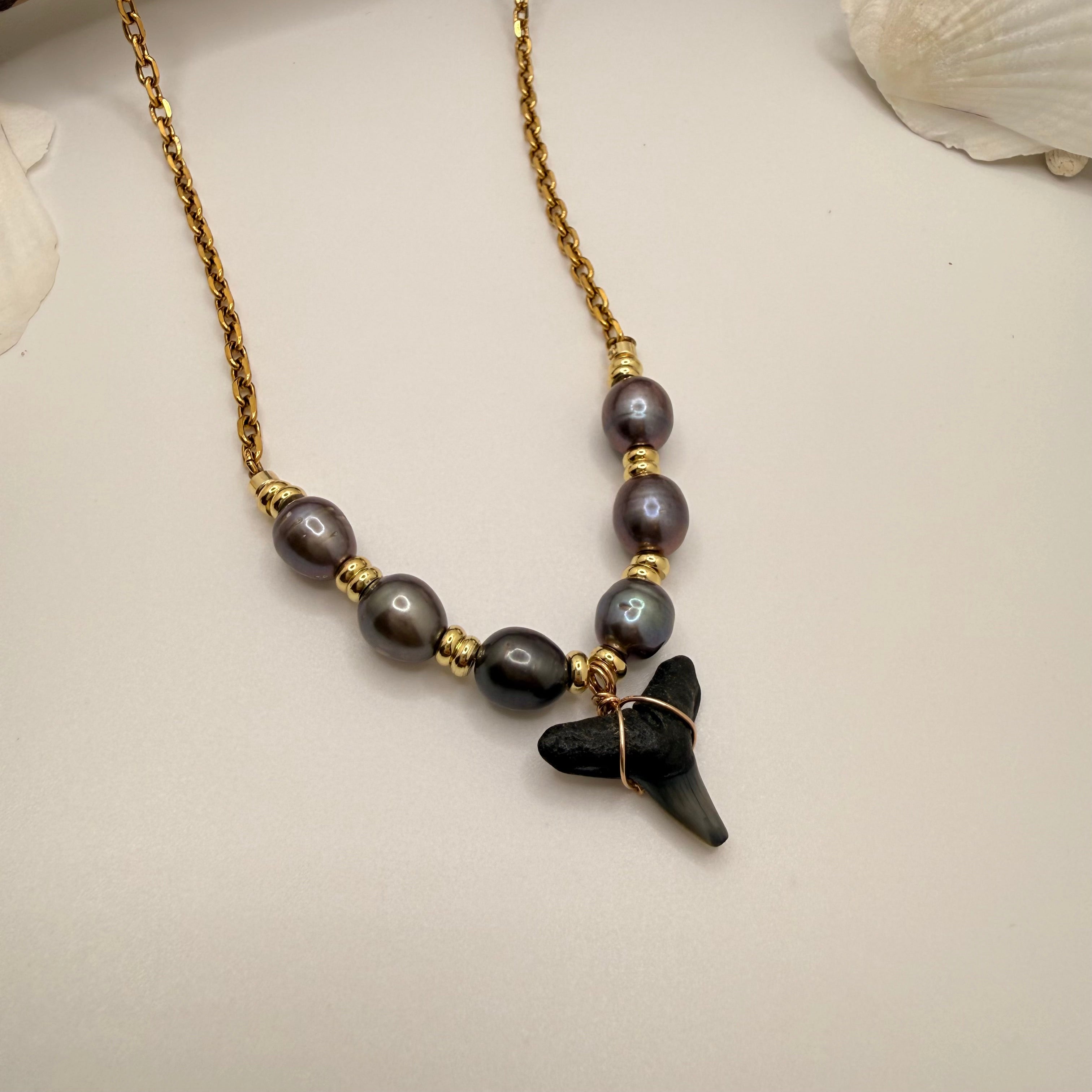 Midnight Catch Necklace