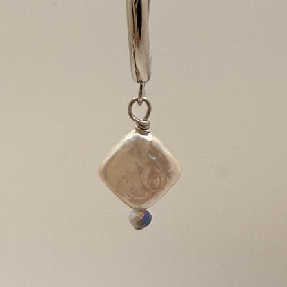 Oyster Hour Earrings
